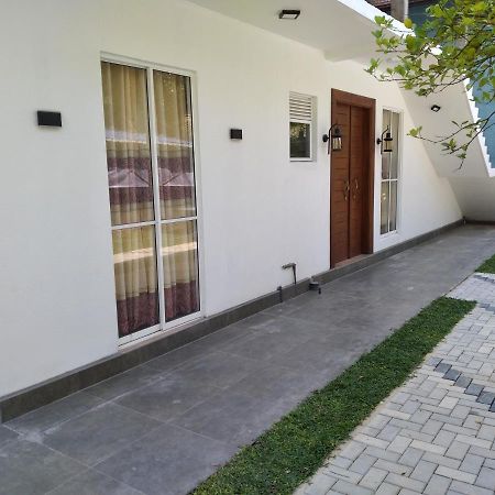 Golden Villa Ambalangoda  Exterior photo