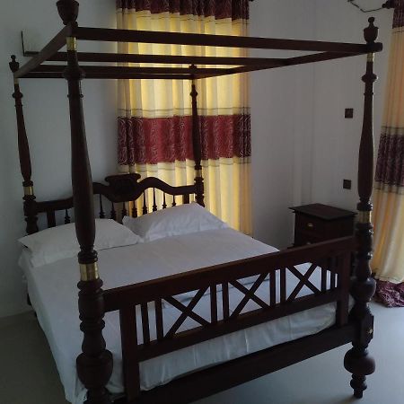 Golden Villa Ambalangoda  Exterior photo