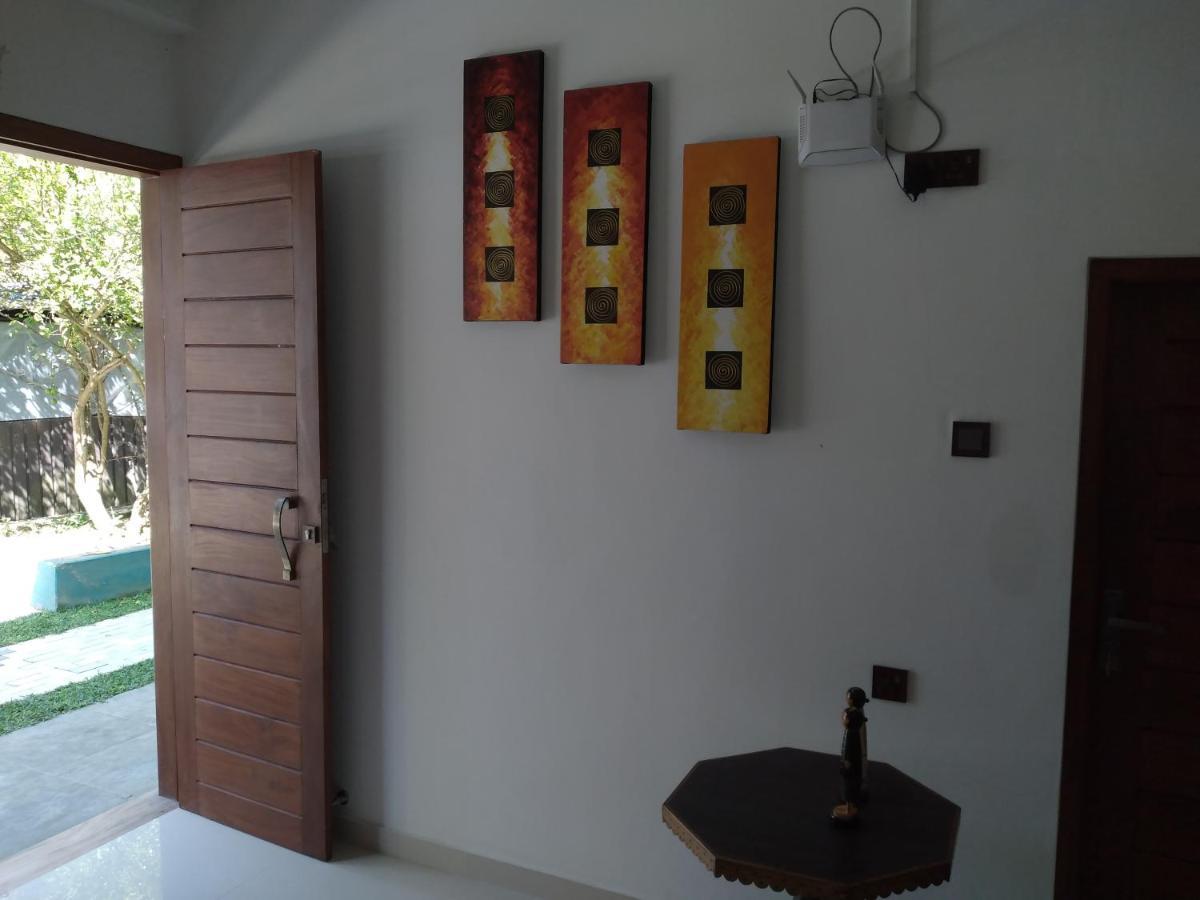 Golden Villa Ambalangoda  Exterior photo