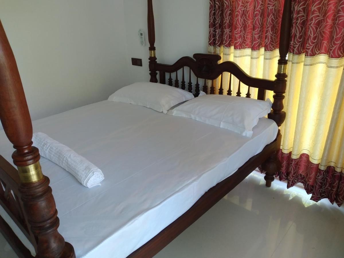 Golden Villa Ambalangoda  Exterior photo
