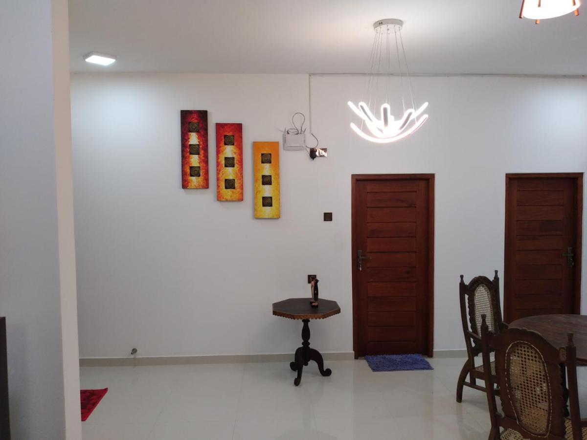 Golden Villa Ambalangoda  Exterior photo