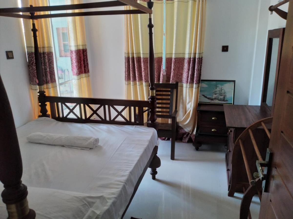 Golden Villa Ambalangoda  Exterior photo